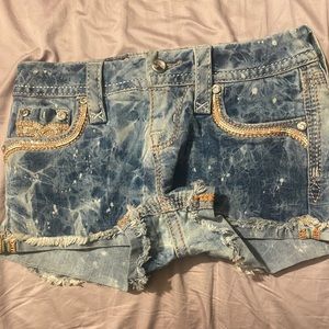 Rock revival jean shorts